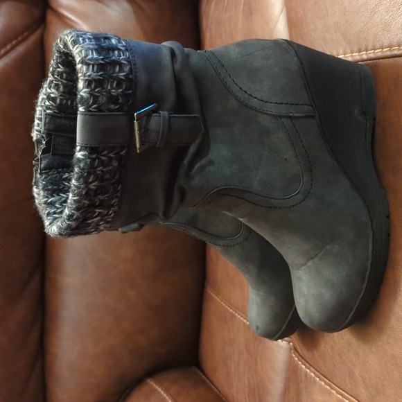 Ingaro Destress Grey Ankle Boots - Picture 5 of 11